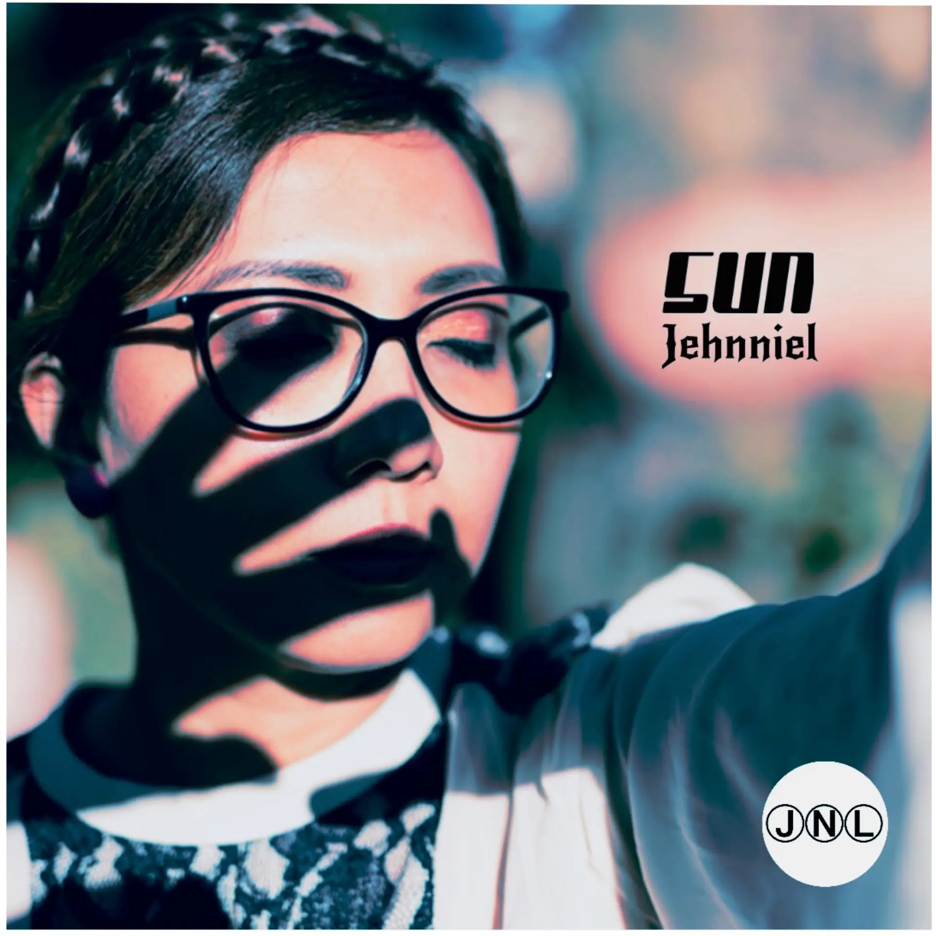 Finding Joy in The Face of Change: A Review of Sun by Jehnniel